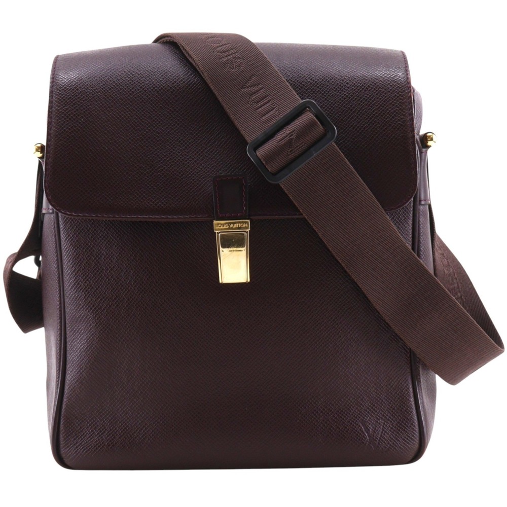 Louis Vuitton Yaranga Shoulder Bag M30826 Taiga Acajou 2001 Wine Red SP0071 A...